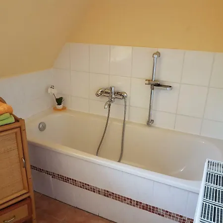 Ferienwohnung Freudenberg 아파트 피르나